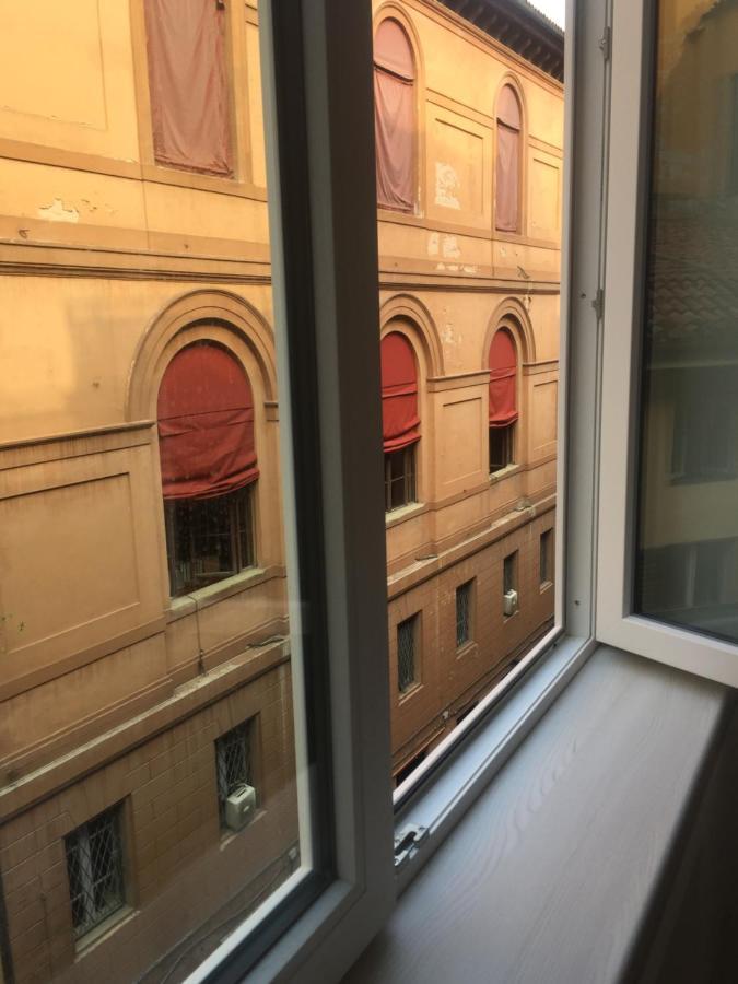 B&B Galleria Cavour Bologna Buitenkant foto