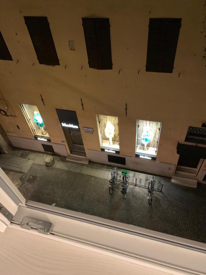 B&B Galleria Cavour Bologna Buitenkant foto