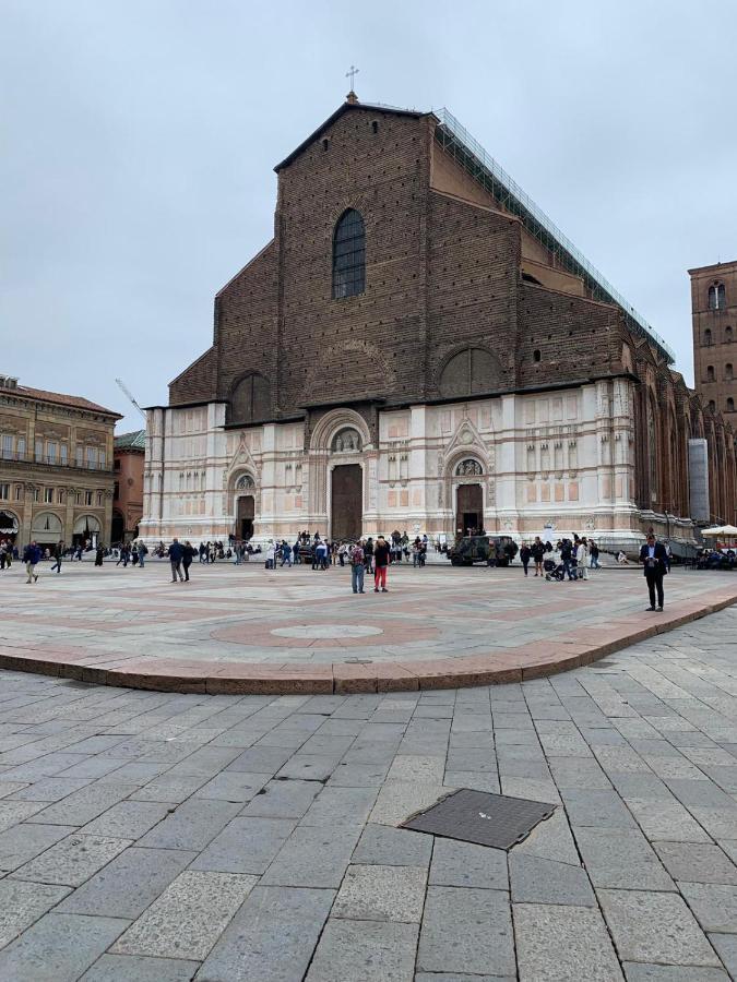 B&B Galleria Cavour Bologna Buitenkant foto