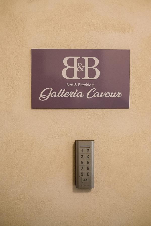 B&B Galleria Cavour Bologna Buitenkant foto